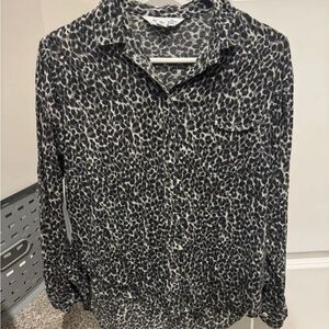 Old Navy Black and Gray Animal Print Shirt